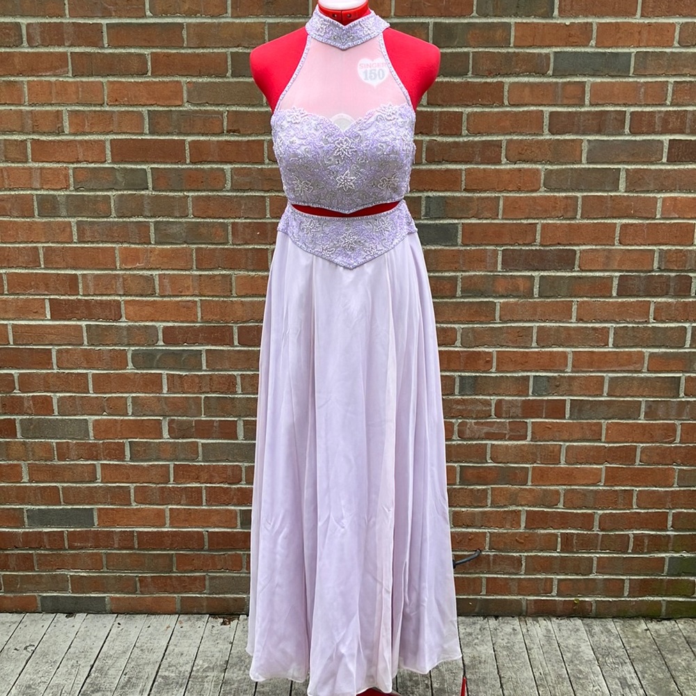 Euc sz M Nadine purple lavender silk 2 piece beaded formal prom gown dress